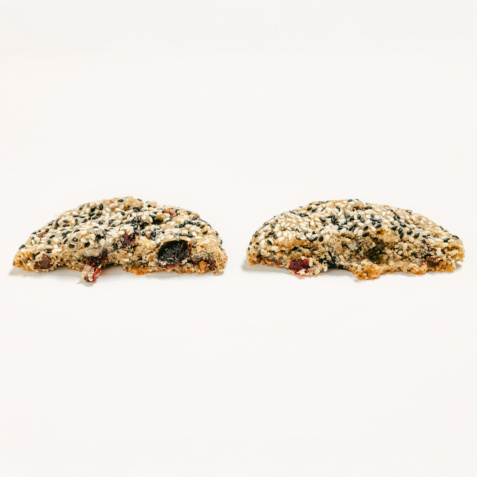 Robert Street Cookies Breakfast flavour cut in half